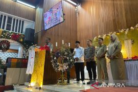 Walkot dan Forkopimko Jaksel keliling gereja monitor keamanan Natal