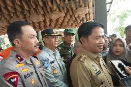 Pj Gubernur NTB pastikan kesiapan transportasi jelang Nataru 2025