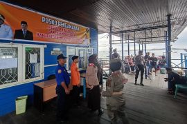 Aktivitas Pelabuhan Feri Penajam-Balikpapan  terpantau normal