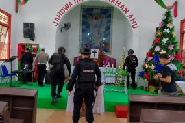 Polisi Bangka Barat amankan ibadat natal sejumlah gereja