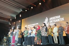 PT Pertamina EP Tarakan dan UBT Dianugerahi Sebagai Mitra Kolaborasi Terbaik-Inovatif