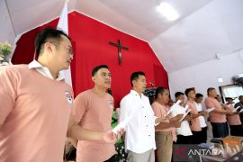 Warga binaan rayakan Natal di gereja dalam Lapas Gorontalo