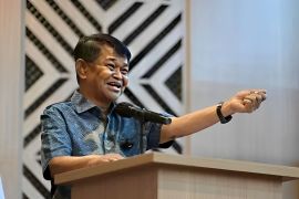 Sulteng mulai program  Makan Bergizi Gratis pada 8 Januari 2025