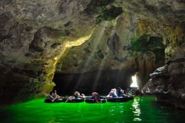 Desa Bakti BCA beri diskon 30 persen di libur akhir tahun