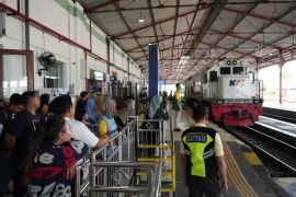 Daop Madiun layani 210.678 penumpang libur natal-tahun baru