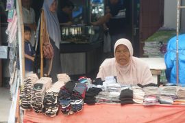 Mualem-Dek Fadh siapkan bantuan modal usaha bagi PKL
