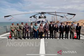 Indonesian peacekeeping task force leaves Colombo, sailing to Oman