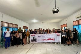 Honda safety riding Cari Aman edukasi dua sekolah dan perguruan tinggi Kota Palu  generasi #Cari_Aman