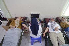 Peringatan HUT ke-87, LKBN ANTARA Biro Lampung gelar donor darah