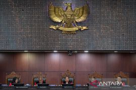 MK: syarat TOEFL di tes kerja bukan diskriminasi