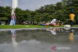 Taman Alun-alun Kota Bandung kembali dibuka