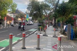 Pemkab Cianjur menganggarkan tata trotoar jalan utama Rp50 miliar