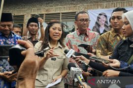 Menkomdigi ajak operator seluler bantu perkuat jaringan internet