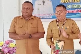 Disdik Biak membangun ruang kelas baru SMP dan SMA/SMK