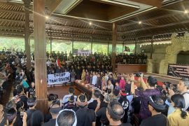DPRD Bali janji sampaikan langsung aspirasi sopir konvensional ke polda
