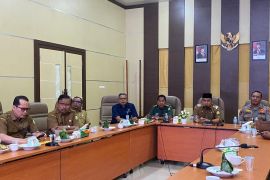 Pemkab Aceh Besar pastikan kebutuhan pokok masih stabil