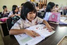 Kemendikdasmen mulai salurkan dana BOSP 2025 pada Januari ini