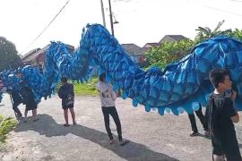 Replika 9 naga sambut Imlek dan Cap Go Meh