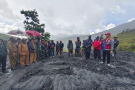 Bupati Puncak Jaya: Warga harus jaga fasilitas umum