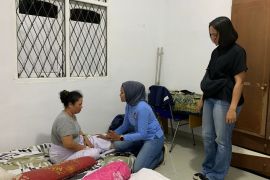 Polres Karimun melakukan pemulihan trauma korban selamat kapal tenggelam