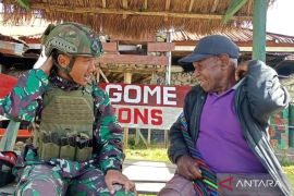 Pasukan Kostrad buka posko layanan kesehatan gratis di Papua