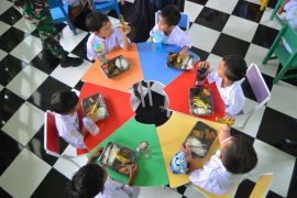 Efek domino Program Makan Bergizi Gratis