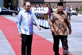 Presiden kembali ke tanah air, dilepas PM Anwar di bandara