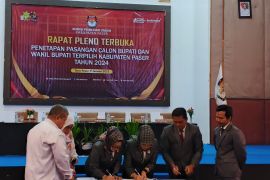 KPU Paser tetapkan Fahmi-Ikhwan bupati dan wakil bupati terpilih