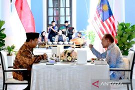 Prabowo dijamu santap siang di Rumah Tangsi oleh PM Anwar