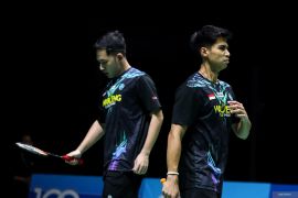 Sabar/Reza dihentikan oleh Ben Lane/Sean Vendy di babak 16 besar