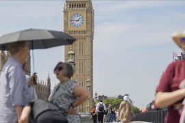 London berencana persenjatai polisi reguler