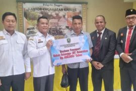 Ketua RT di 6 Kelurahan Terima Insetif Rp 600.000
