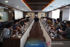 Mendiktisaintek: Berkuliah di luar negeri untuk pendalaman ilmu