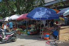 Curah hujan mempengaruhi harga komoditas di Balikpapan