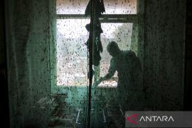 Pusat pengolahan sampah organik dengan budidaya maggot