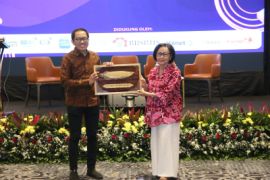 Berkontribusi ekspor capai 8,28 miliar dolar AS, industri pulp &amp; kertas siap dukung pertumbuhan ekonomi nasional