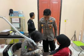 Puluhan pemuda Situbondo antusias ikuti Program Hapus Tato Gratis