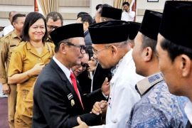 DPRD Simalungun umumkan bupati dan wakil bupati terpilih, ini ajakan Anton - Benny