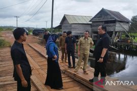 Bangka Selatan anggarkan Rp200 juta untuk perbaikan jembatan sungai Nyire Desa Pergam