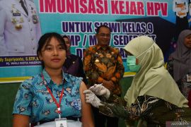 Pencanangan imunisasi HPV di Madiun
