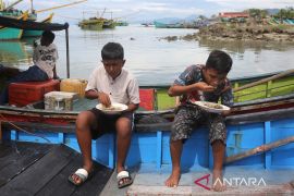 Nelayan Aceh Besar lestarikan tradisi kenduri laut