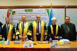 Mahasiswa Indonesia di Mesir lulus ujian tesis di Universitas Al-Azhar
