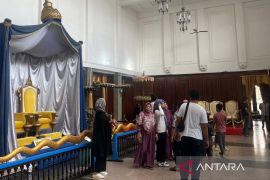 Peninggalan Kesultanan Kutai  jadi magnet pengunjung Museum Mulawarman