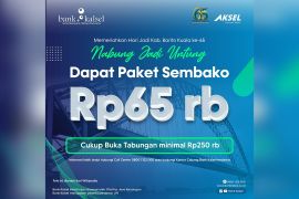 Menabung di Bank Kalsel dapat paket sembako senilai Rp 65 Ribu