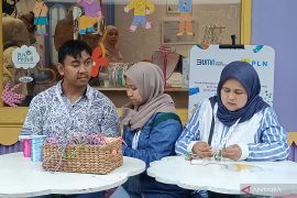 PLN bantu UMKM pemberdaya disabilitas di Bandung