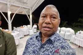 Dominggus Mandacan fasilitasi penyelesaian DOB Manokwari Barat