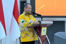 Sarmuji tutup kemungkinan maju Ketua DPD Golkar Jatim