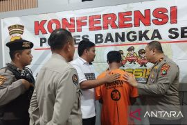 Diejek gila, petani di Bangka Selatan bacok seorang lansia hingga meninggal