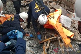 RS Polri hentikan identifikasi jenazah korban kebakaran Glodok