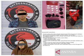 Suami-istri residivis kasus narkoba dibekuk saat hendak transaksi